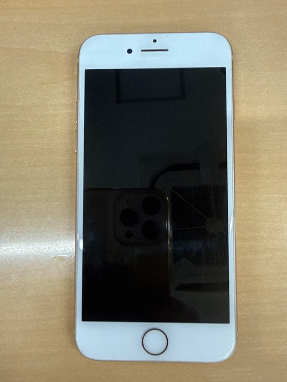 iPhone iPhone8 64GB SIMフリー（スマホ）の商品画像 - 査定依頼日：2026年8月7日 - 最高査定価格：5,500円