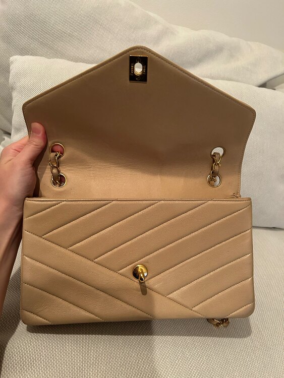 シャネル マトラッセ （ブランドバッグ）の商品画像 - 査定依頼日：2025年3月3日 - 最高査定価格：180,000円