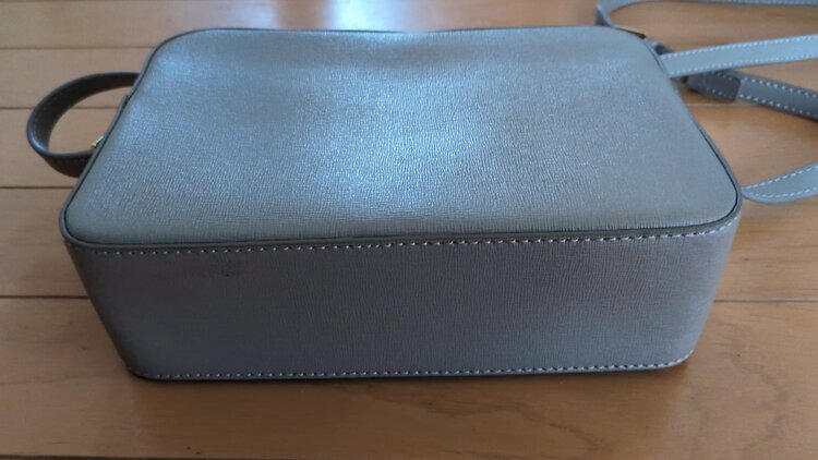 ショルダーバック（ブランドバッグ）の商品画像 - 査定依頼日：2026年4月1日 - 最高査定価格：100,000円