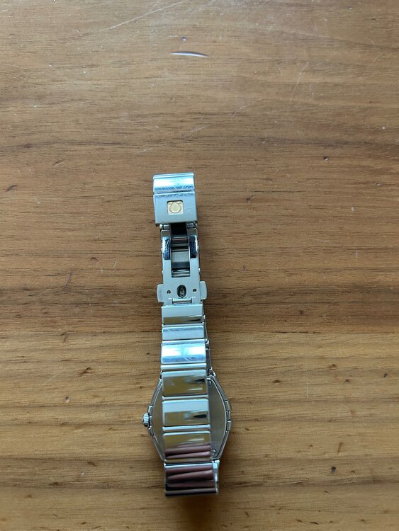 オメガ コンステーション 1231024605100（高級時計）の商品画像 - 査定依頼日：2025年5月30日 - 最高査定価格：155,000円