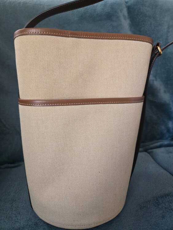 その他 フルラ （ブランドバッグ）の商品画像 - 査定依頼日：2026年3月7日 - 最高査定価格：20,000円