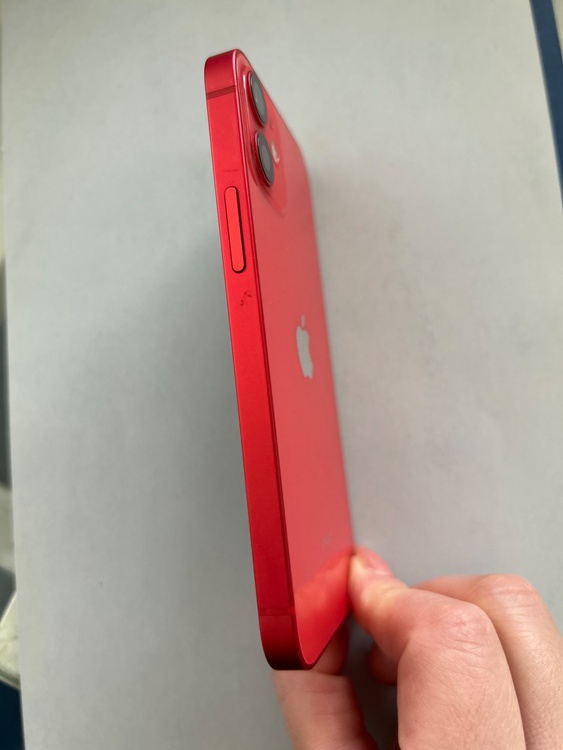 iPhone（スマホ）の商品画像 - 査定依頼日：2026年2月17日 - 最高査定価格：20,000円