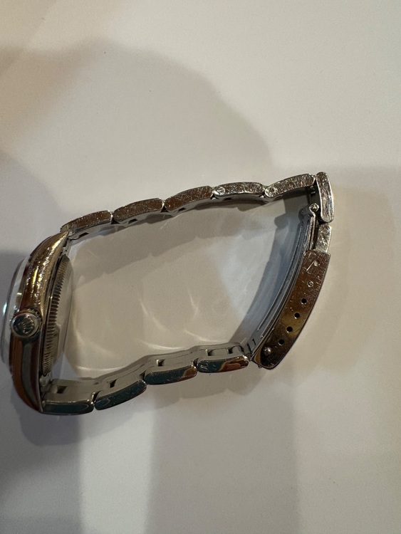 ロレックス パーペチュアル ７６０８０（高級時計）の商品画像 - 査定依頼日：2025年10月7日 - 最高査定価格：600,000円