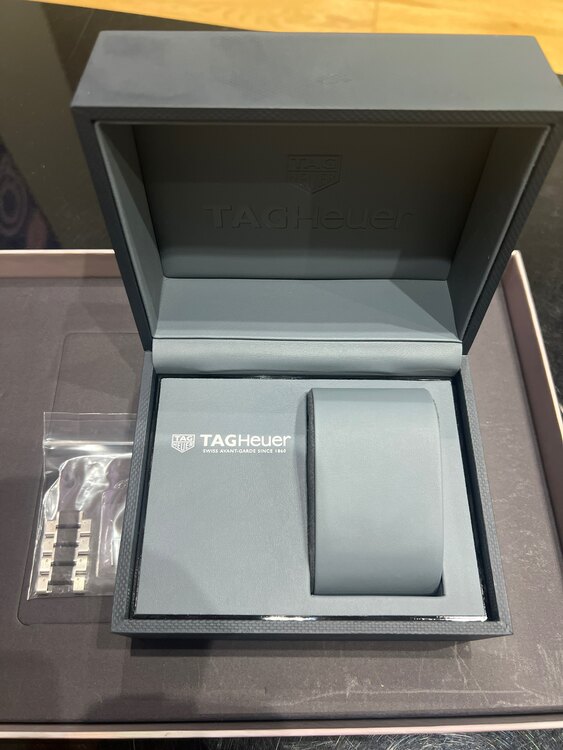 タグホイヤー フォーミュラ （高級時計）の商品画像 - 査定依頼日：2025年3月4日 - 最高査定価格：220,000円