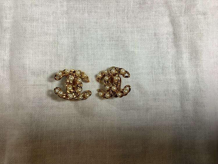 シャネルイヤリング（金・貴金属）の商品画像 - 査定依頼日：2024年10月17日 - 最高査定価格：40,000円