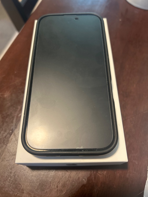 iPhone 16 Pro 128GB au（スマホ）の商品画像 - 査定依頼日：2026年4月29日 - 最高査定価格：103,000円