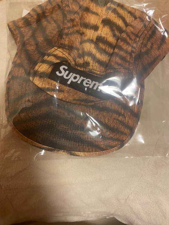 タイガー　supreme キャップ（古着・ファッション）の商品画像 - 査定依頼日：2026年2月19日 - 最高査定価格：6,000円