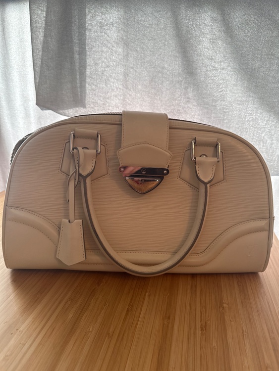 ルイヴィトン エピ （ブランドバッグ）の商品画像 - 査定依頼日：2026年1月13日 - 最高査定価格：45,000円