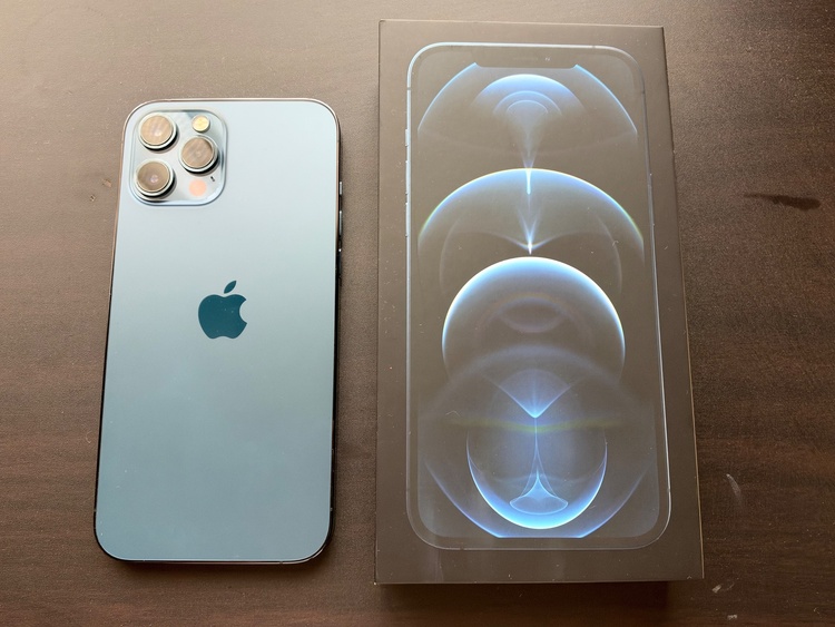 iPhone iPhone 12 Pro Max 128GB au（スマホ）の商品画像 - 査定依頼日：2026年9月26日 - 最高査定価格：32,000円