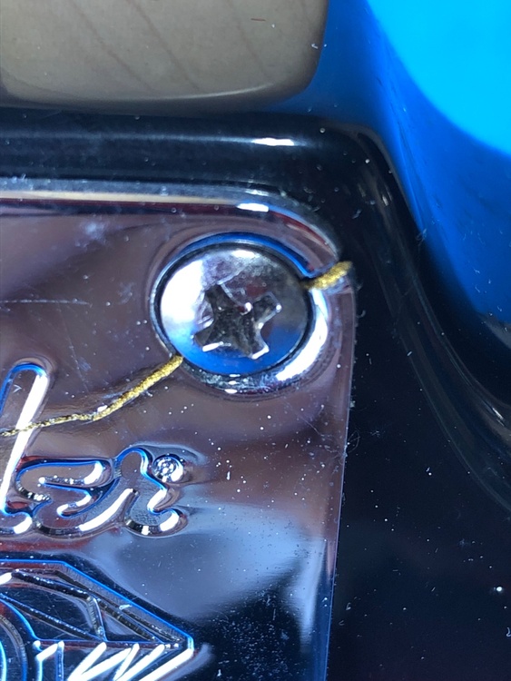 USA ストラトキャスター　60アニバーサリー（ピアノ・楽器・PA機材）の商品画像 - 査定依頼日：2026年4月11日 - 最高査定価格：100,000円