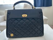 ジバンシィ  （ブランドバッグ）の商品画像 - 査定依頼日：2025年5月28日 - 最高査定価格：7,000円