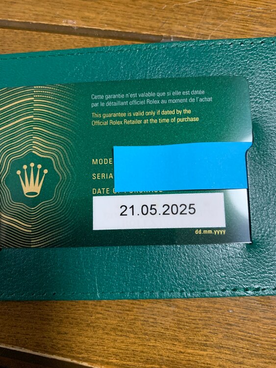 ロレックス サブマリーナー 126613Lb（高級時計）の商品画像 - 査定依頼日：2025年5月25日 - 最高査定価格：2,750,000円