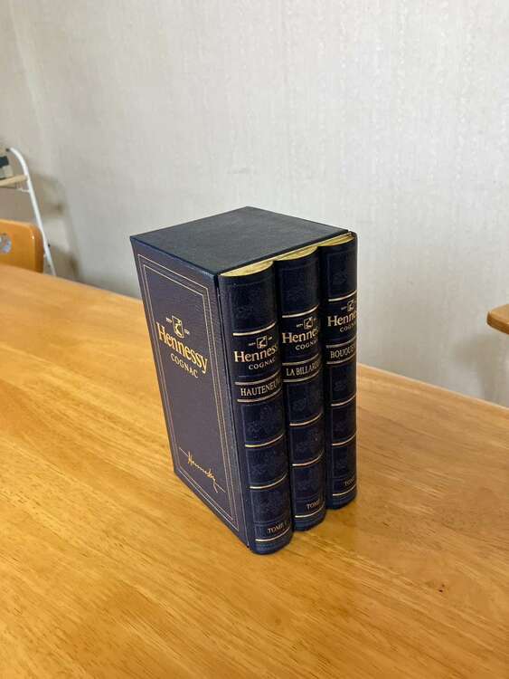 ブランデー コニャック （お酒）の商品画像 - 査定依頼日：2024年12月21日 - 最高査定価格：14,000円