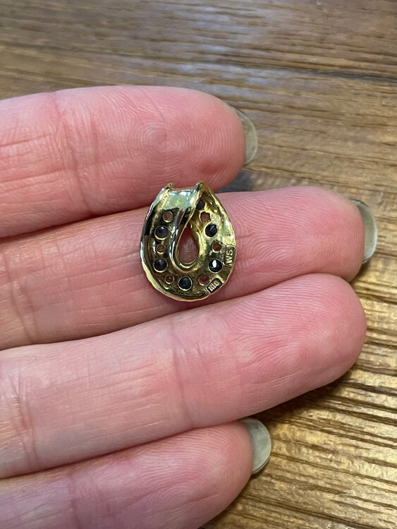 石付きリング（金・貴金属）の商品画像 - 査定依頼日：2025年4月28日 - 最高査定価格：250,000円