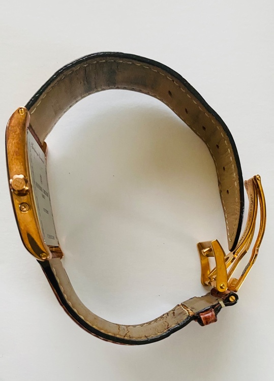 フレデリックコンスタント（高級時計）の商品画像 - 査定依頼日：2026年2月8日 - 最高査定価格：50,000円