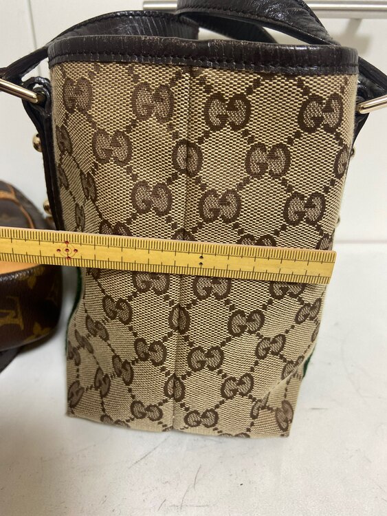 グッチ  （ブランドバッグ）の商品画像 - 査定依頼日：2025年5月30日 - 最高査定価格：27,000円