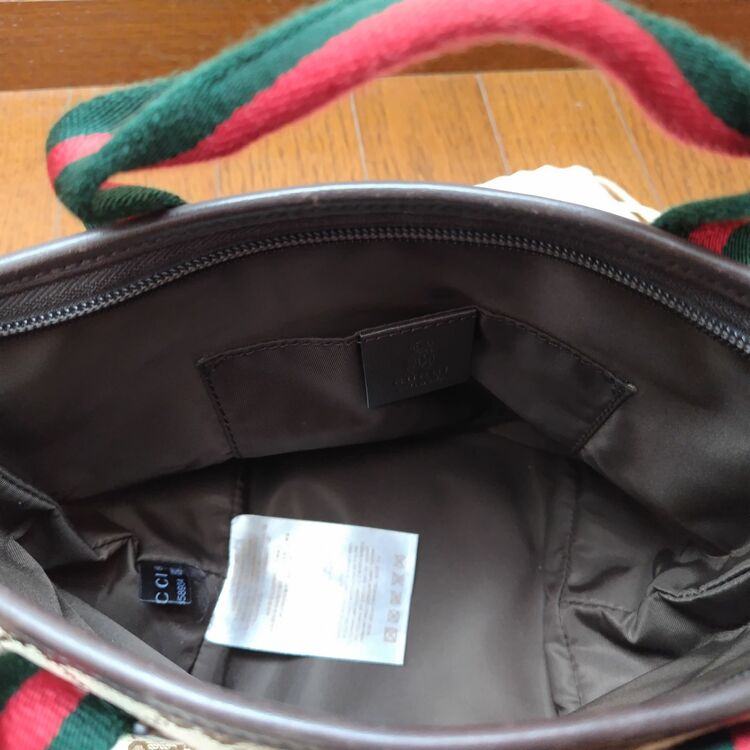 F012858934（ブランドバッグ）の商品画像 - 査定依頼日：2025年10月30日 - 最高査定価格：40,000円