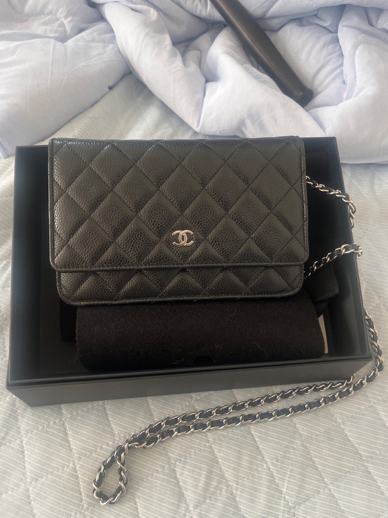 クラシカルチェーンウォレット（ブランドバッグ）の商品画像 - 査定依頼日：2025年7月22日 - 最高査定価格：400,000円