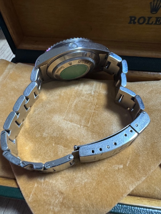 ロレックス シードゥエラー 1660（高級時計）の商品画像 - 査定依頼日：2025年8月24日 - 最高査定価格：1,350,000円