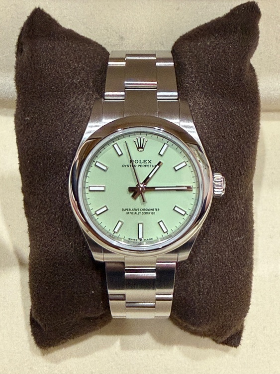 ロレックス パーペチュアル 27720（高級時計）の商品画像 - 査定依頼日：2026年3月1日 - 最高査定価格：1,350,000円