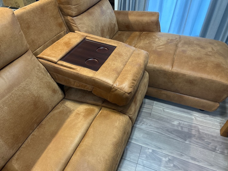 3人掛け電動カウチソファー（家具・寝具）の商品画像 - 査定依頼日：2025年11月6日 - 最高査定価格：5,000円