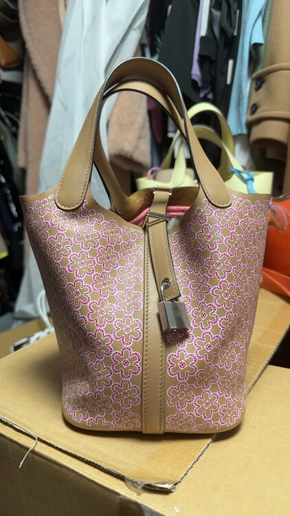 エルメス ピコタン （ブランドバッグ）の商品画像 - 査定依頼日：2025年4月25日 - 最高査定価格：260,000円