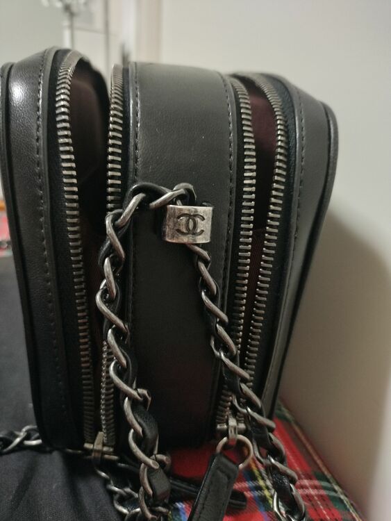 型番は20458004（ブランドバッグ）の商品画像 - 査定依頼日：2025年10月21日 - 最高査定価格：200,000円