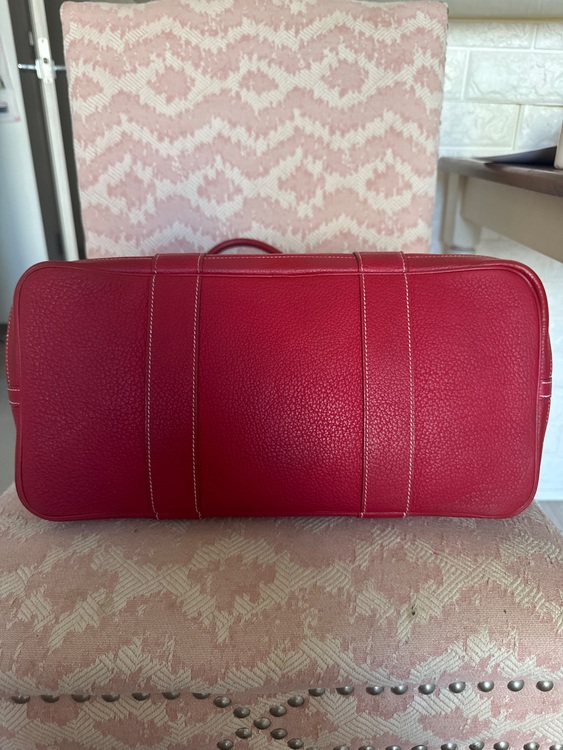 ネゴンダ（ブランドバッグ）の商品画像 - 査定依頼日：2025年10月6日 - 最高査定価格：270,000円