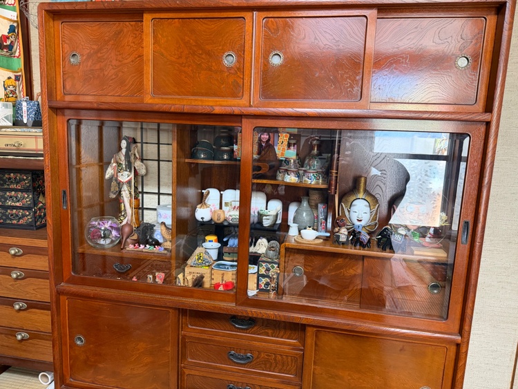 茶箪笥、急須セット、湯呑み（美術品・骨董品）の商品画像 - 査定依頼日：2026年1月10日 - 最高査定価格：5,000円