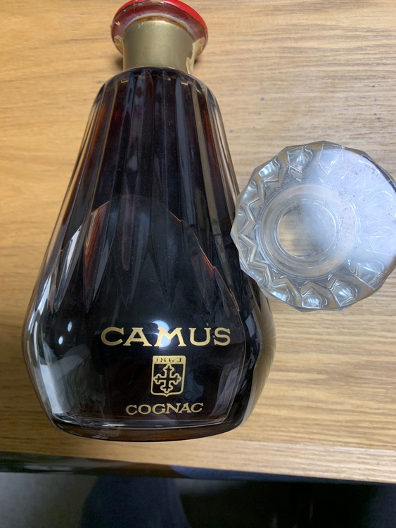 ブランデー カミュ（お酒）の商品画像 - 査定依頼日：2026年8月1日 - 最高査定価格：3,000円