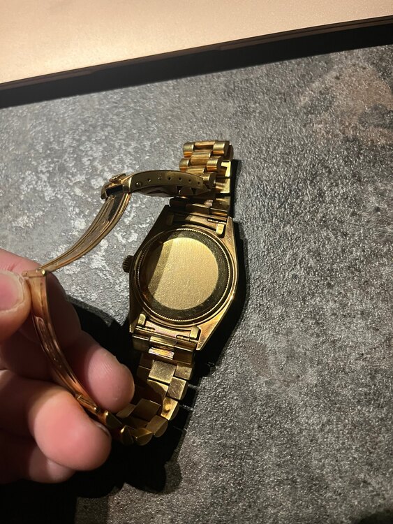 1807（高級時計）の商品画像 - 査定依頼日：2025年2月21日 - 最高査定価格：1,700,000円