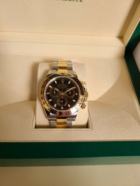ロレックス デイトナ 116503（高級時計）の商品画像 - 査定依頼日：2026年2月7日 - 最高査定価格：3,500,000円