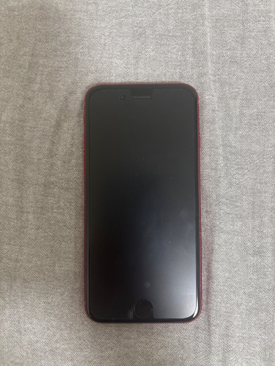 iPhoneSE 64GB docomo（スマホ）の商品画像 - 査定依頼日：2026年3月17日 - 最高査定価格：5,000円