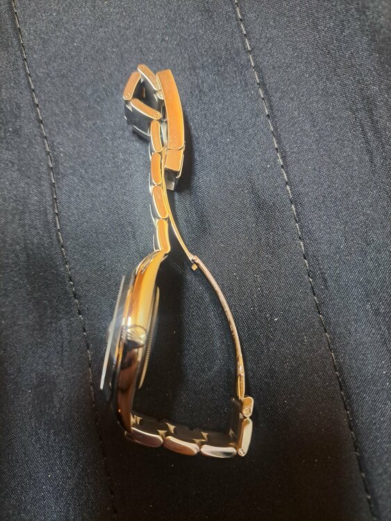 ロレックス デイトジャスト 12630（高級時計）の商品画像 - 査定依頼日：2026年4月7日 - 最高査定価格：100,000円