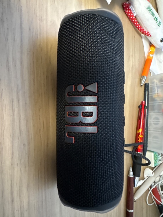 JBL flip6（オーディオ・スピーカー）の商品画像 - 査定依頼日：2025年10月21日 - 最高査定価格：1,100円