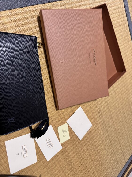 わからない（ブランドバッグ）の商品画像 - 査定依頼日：2025年5月27日 - 最高査定価格：70,000円