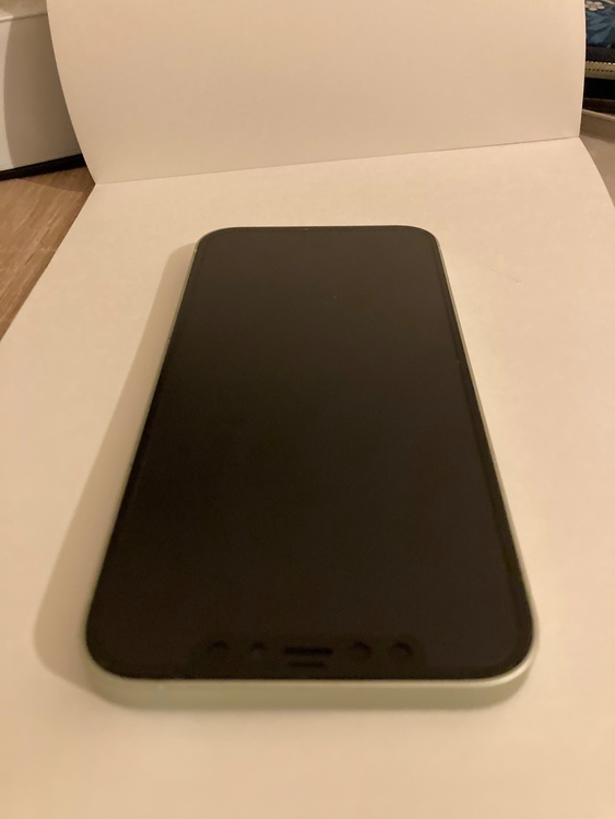 iPhone iPhone 12 128GB SIMフリー（スマホ）の商品画像 - 査定依頼日：2026年5月23日 - 最高査定価格：27,000円