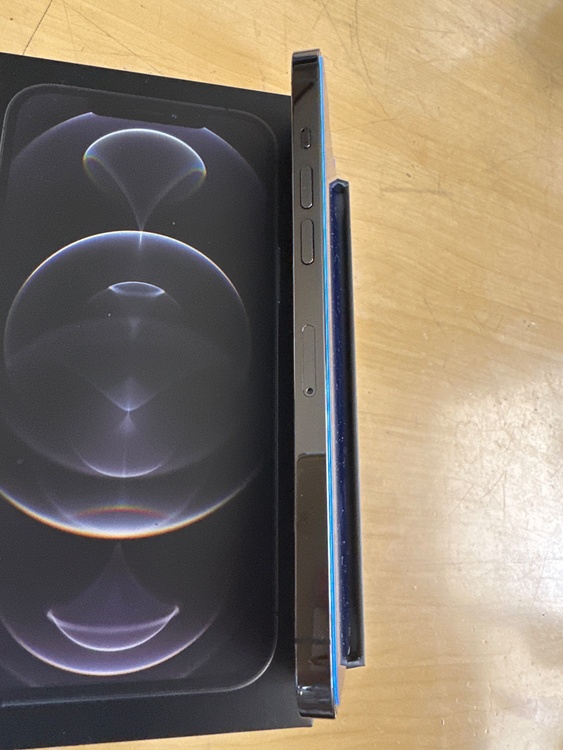 iPhone 12 Pro Max 128GB SIMフリー（スマホ）の商品画像 - 査定依頼日：2026年3月19日 - 最高査定価格：41,000円