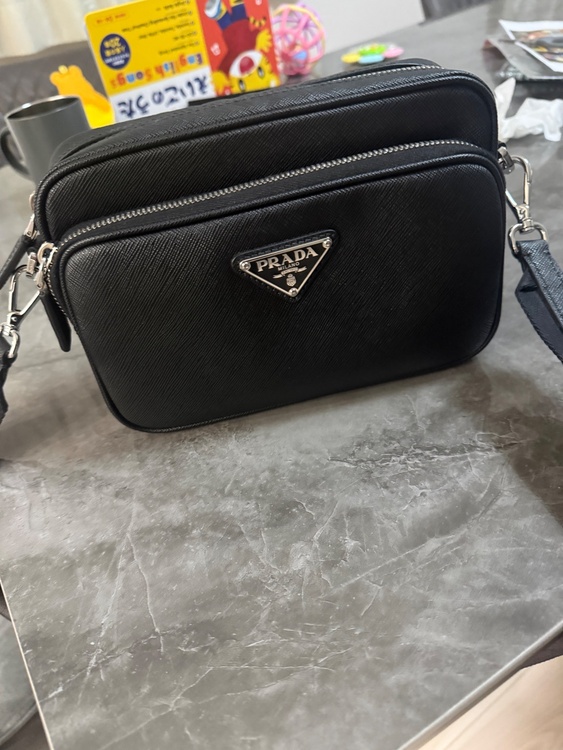 プラダ  （ブランドバッグ）の商品画像 - 査定依頼日：2025年12月19日 - 最高査定価格：225,000円