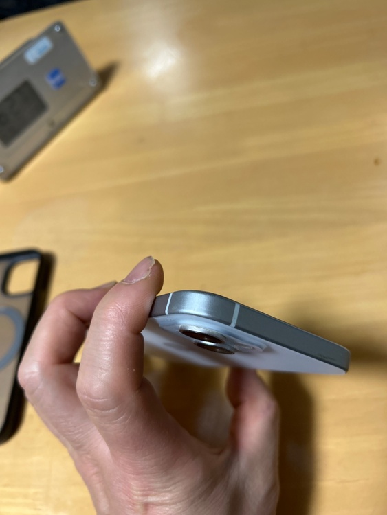 iPhone 15 128GB SIMフリー（スマホ）の商品画像 - 査定依頼日：2026年4月26日 - 最高査定価格：63,000円