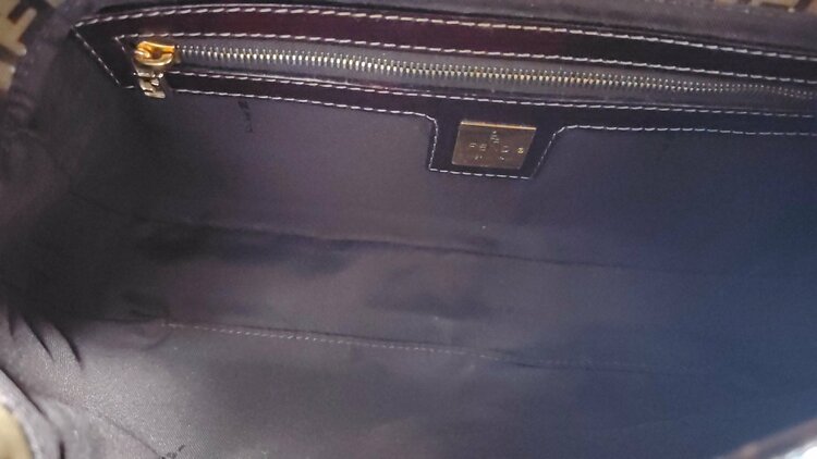 FENDI マンマバゲット ズッカピッコロ エナメル（ブランドバッグ）の商品画像 - 査定依頼日：2026年9月21日 - 最高査定価格：70,000円