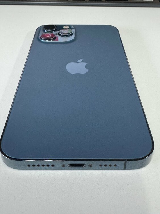 iPhone iPhone 12 Pro Max 256GB SIMフリー（スマホ）の商品画像 - 査定依頼日：2026年6月6日 - 最高査定価格：46,000円