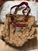 赤トートバッグ（ブランドバッグ）の商品画像 - 査定依頼日：2026年2月16日 - 最高査定価格：1,500円