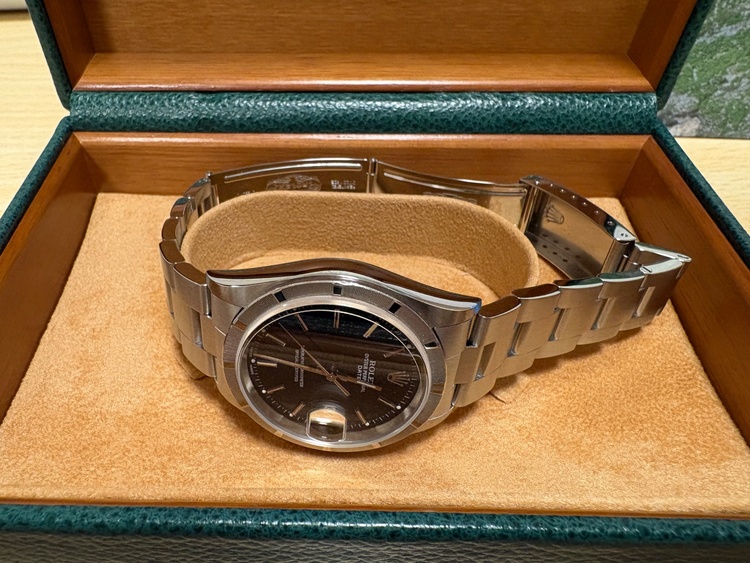 ロレックス パーペチュアルデイト 1521（高級時計）の商品画像 - 査定依頼日：2026年3月10日 - 最高査定価格：750,000円