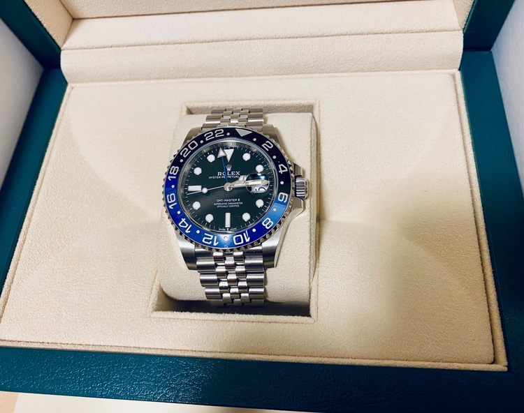 GMTマスター 126710BLNR（高級時計）の商品画像 - 査定依頼日：2026年1月24日 - 最高査定価格：2,920,000円
