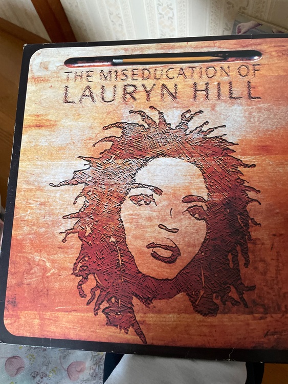 THE MISEDUCATION OF LAURYN HILL（レコード）の商品画像 - 査定依頼日：2025年11月23日 - 最高査定価格：100,000円