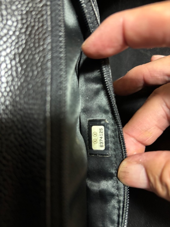 シャネル マトラッセ トップハンドル ハンドバッグ ターンロック ブラック キャ（ブランドバッグ）の商品画像 - 査定依頼日：2025年8月20日 - 最高査定価格：220,000円