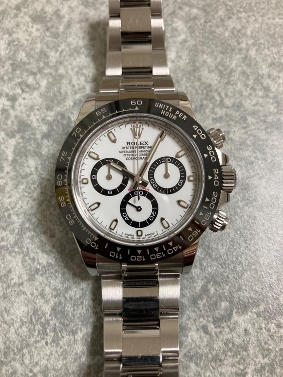 ロレックス デイトナ 116500（高級時計）の商品画像 - 査定依頼日：2025年10月24日 - 最高査定価格：4,700,000円