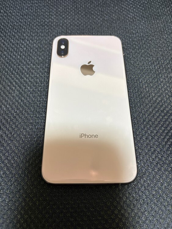 iPhoneXS（スマホ）の商品画像 - 査定依頼日：2025年3月17日 - 最高査定価格：10,000円