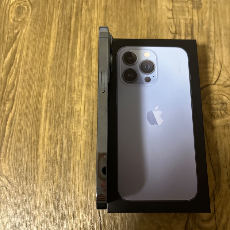 iPhone 13 Pro 512GB SIMフリー（スマホ）の商品画像 - 査定依頼日：2026年3月1日 - 最高査定価格：51,000円